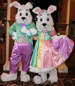 Dallas Easter Bunny and Mrs Bunny