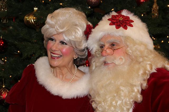 Santa and Mrs. Claus Fort Worth Visit