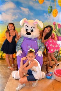 Pictures with Easter Bunny in Dallas